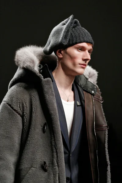 Look 34